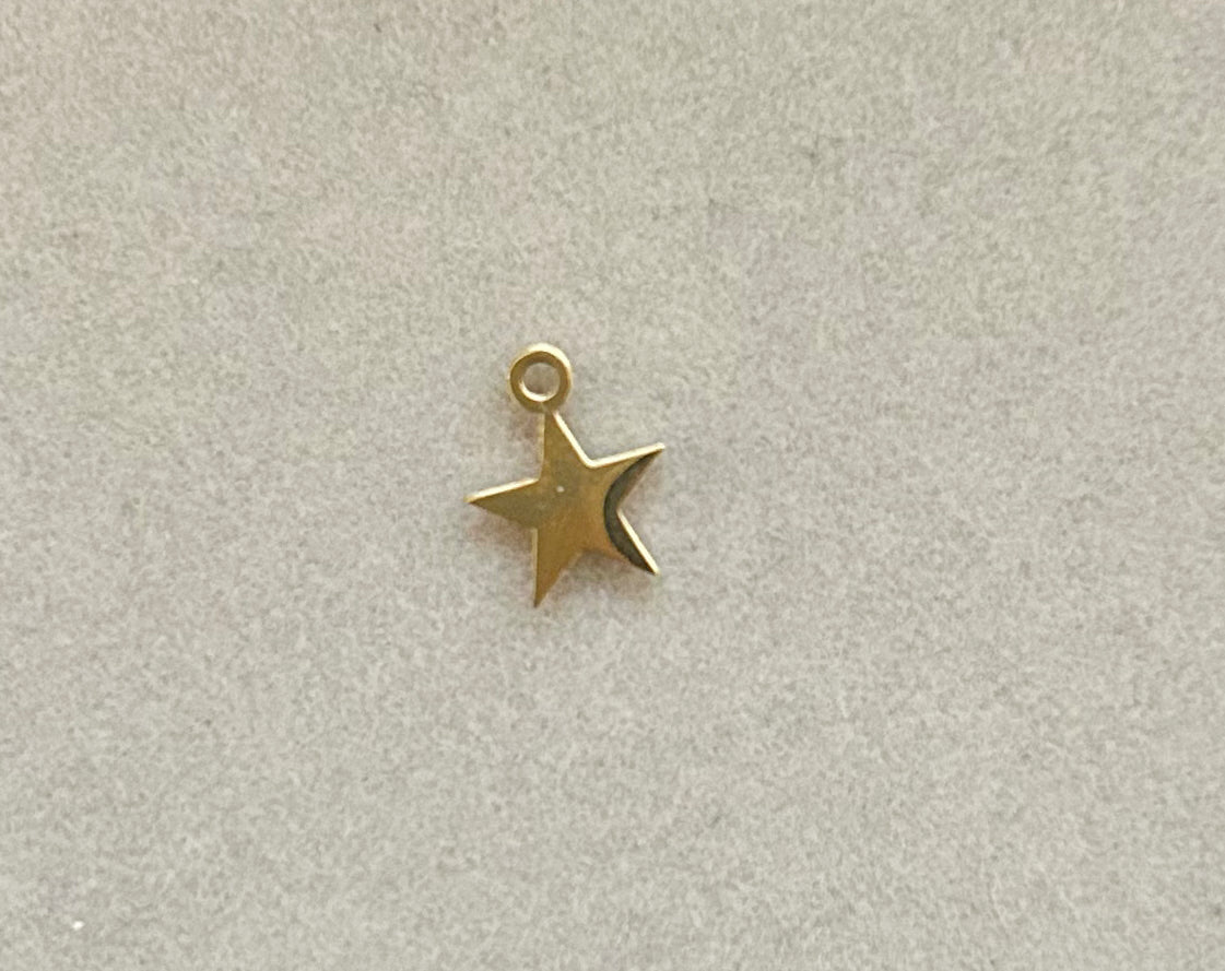 Small Flat Gold Star