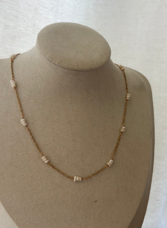 Dainty Pearl Necklace